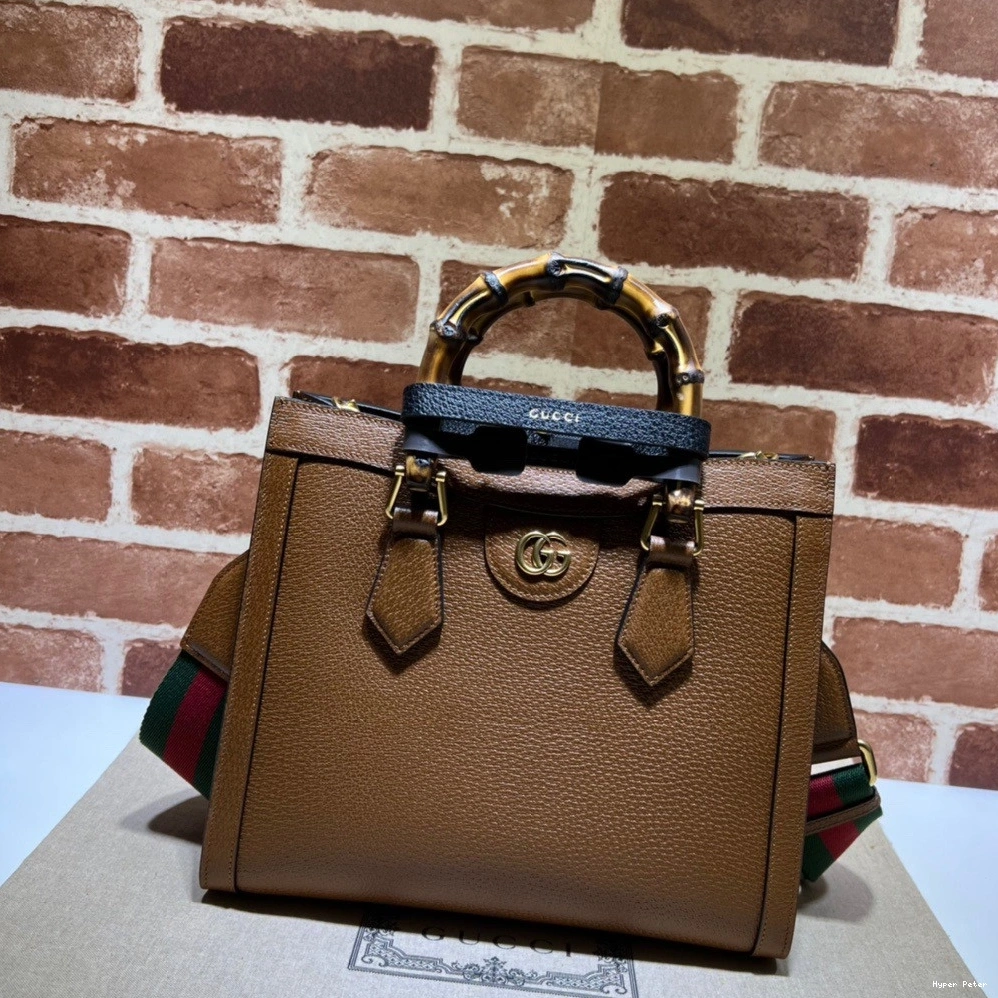 Hyperpeter bag small Diana tote GUCCI 0802